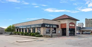 Image: Dew Pub and Grill on South Dirksen will not reopen