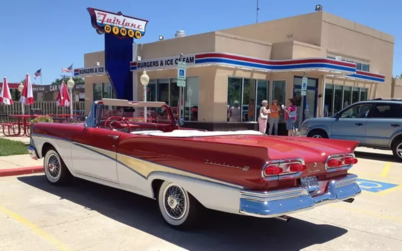 Image: Fairlane Diner