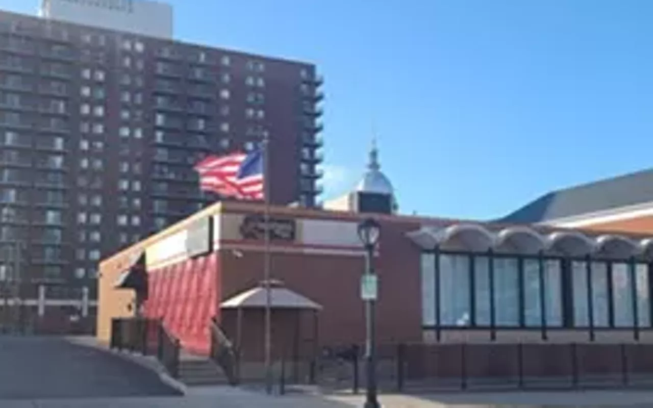 Image: Loukinens' on 4th reopens