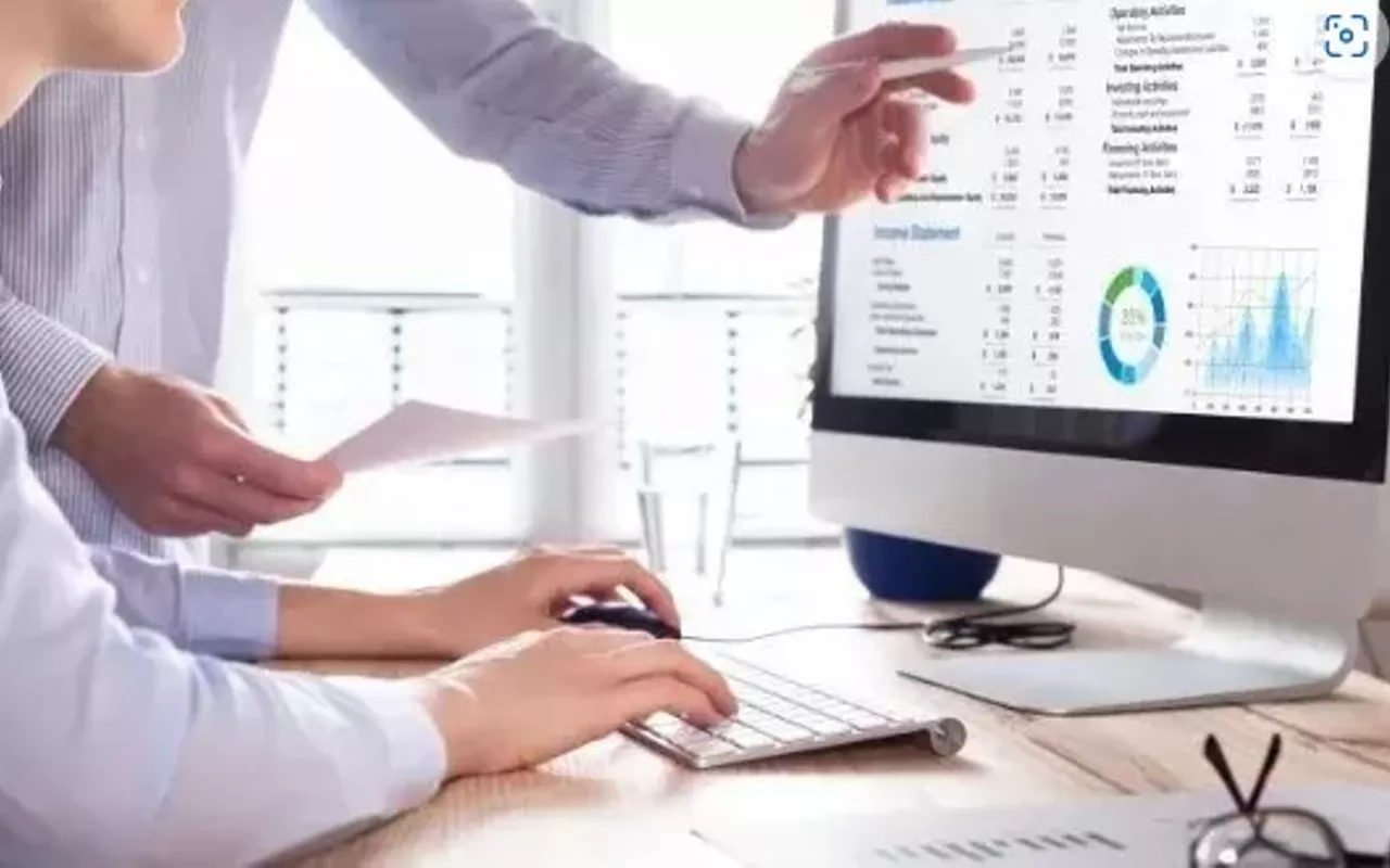 Image: Reading and Interpreting Financial Reports