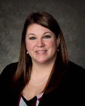 Yolanda Stout named branch manager of MacArthur Town and Country Bank