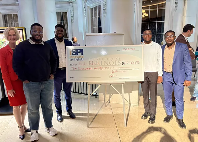 UIS students win $10K in business pitch competition