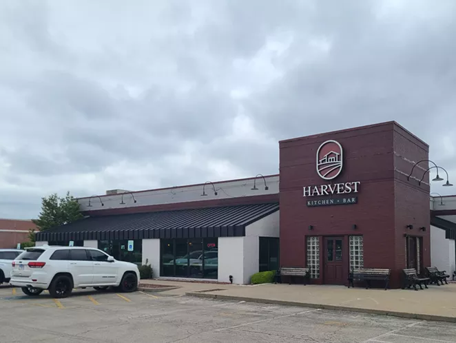 HARVEST KITCHEN + BAR